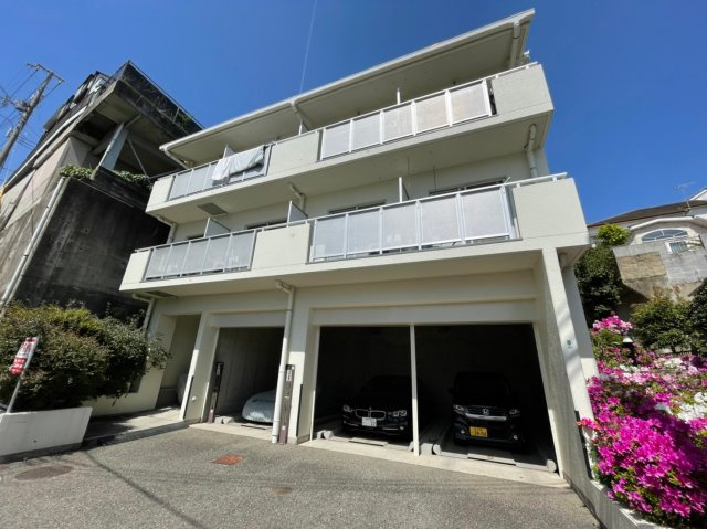 トレビアンコートの外観