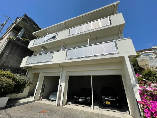 トレビアンコートの外観