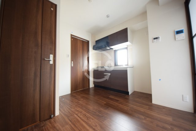 to U Uehommachiのキッチン|to U Uehommachi　ダイニングキッチン