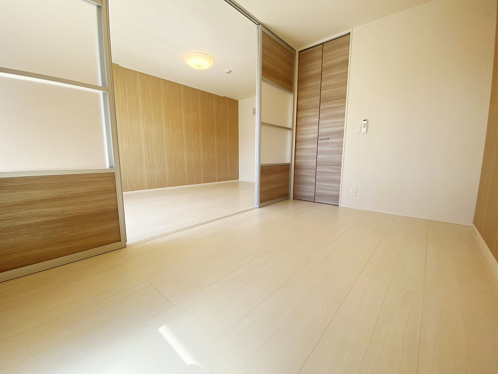 D-roomTODA FrontCourtの洋室