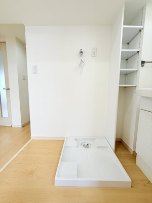 【ランドリースペース】 | 上平間住宅2号棟 | 洗濯機置き場になります。