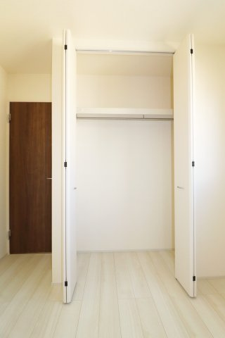 郡山市安積町南長久保1丁目　　　　３号棟　　　安積第３小学校、安積第２中学区　の収納