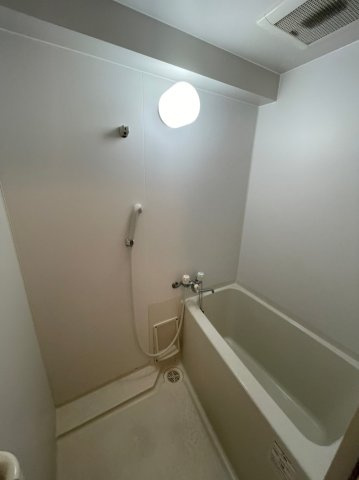 willDo金山正木　名古屋市賃貸　仲介手数料無料の浴室