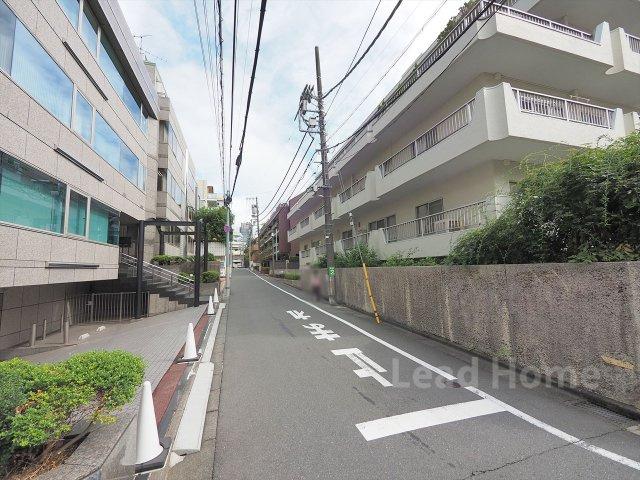 【その他】 | 代々木ハイライズ | 前面道路