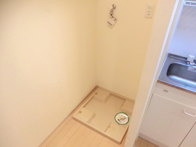 タック高砂の設備|☆室内洗濯機置場あり☆※別号室の参考写真です。