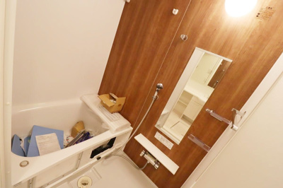 【浴室】 | アヴァンス中村南 | 別号室反転間取りタイプの参考写真