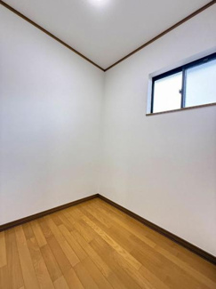 【収納】 | 南区大野台3丁目 中古戸建て | 納戸2帖