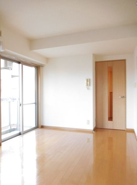 スクエアタワーの居間・リビング