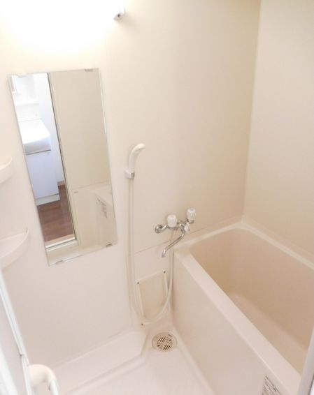 スクエアタワーの浴室