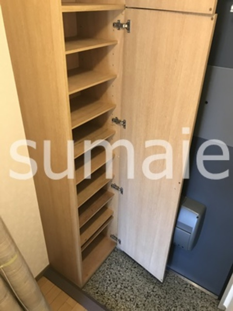 ミューレル信栄の収納|シューズボックスです。