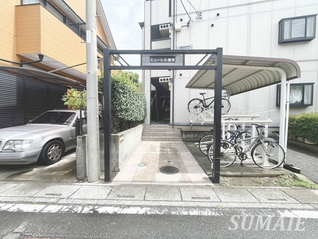 ミューレル信栄のエントランス|エントランスです！