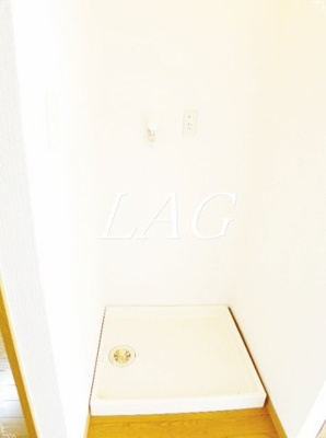 【設備】 | クレッセント堀の内 | 室内洗濯機置き場です。