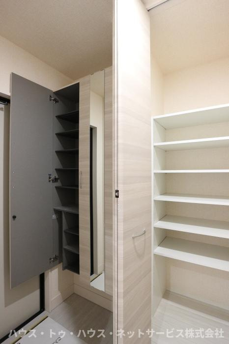 ソラーナ　フェリスの玄関