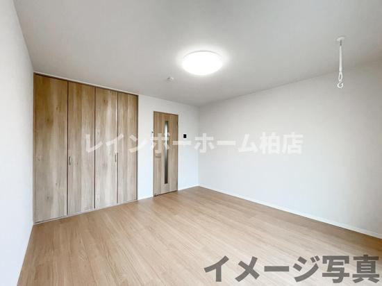 新築柏の葉キャンパス駅徒歩15分1K。快適設備のお部屋です。