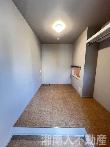 湘南西部住宅　２－２１号棟の玄関|きれいな玄関です