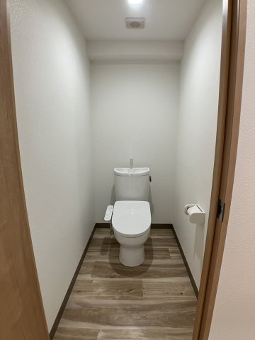 ニューホワイトビルのトイレ