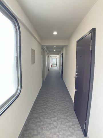 ニューホワイトビルのロビー