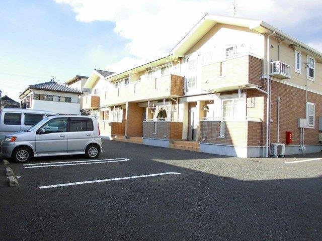 メゾン・ド・リブレの駐車場