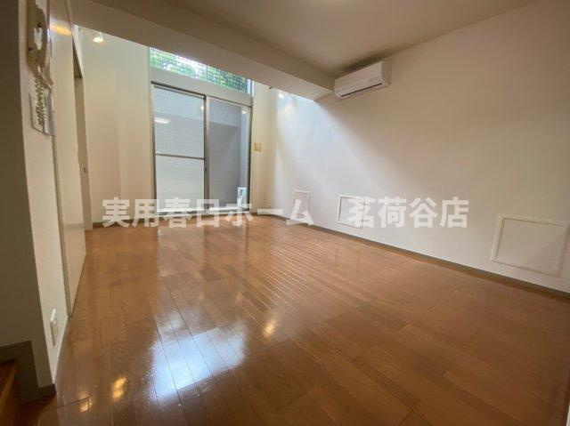 【居間・リビング】