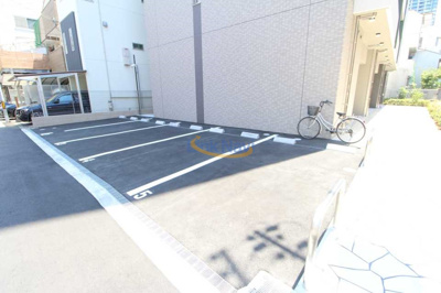 【駐車場】 | Alivis北梅田