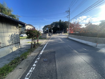 【前面道路含む現地写真】 | 真岡市高田5LDK中古住宅