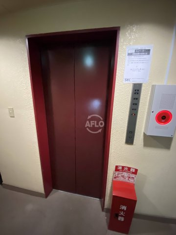 ベルヴィラージュ桜川の設備|ベルヴィラージュ桜川　エレベーター