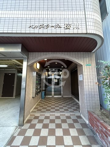 ベルヴィラージュ桜川のエントランス|ベルヴィラージュ桜川　エントランス