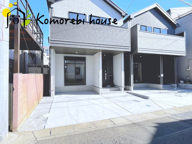 第8上尾二ツ宮　新築一戸建て　Aの駐車場|並列2台駐車が可能なゆとりあるスペース。来客時や将来車が増えても安心の使い勝手です。															