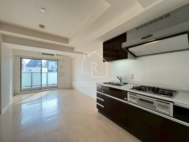 ビエラコート内久宝寺の居間・リビング