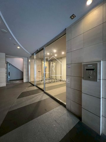 ビエラコート内久宝寺のエントランス