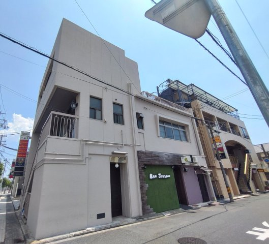 飯島町2丁目店舗の外観