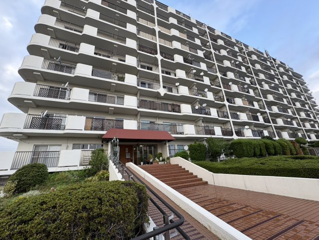 コンドミニアム甲東園の外観