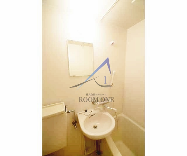 ダイヤモンドビル東日本橋第三の洗面所|洗面台です。