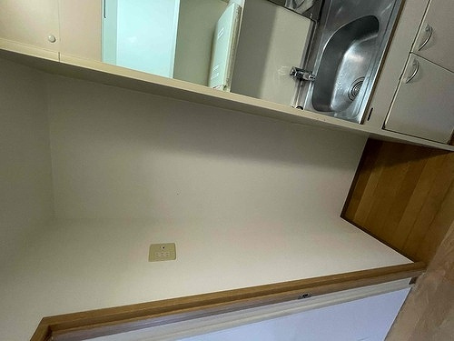 プレジオ３の設備|冷蔵庫置場  ※同タイプ別部屋2022年9月撮影