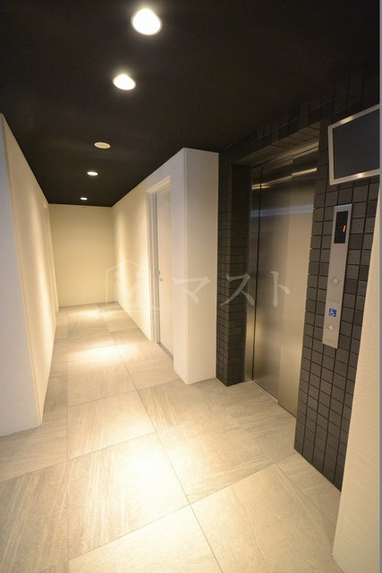 レオンヴァリエ大阪ベイシティのエントランス