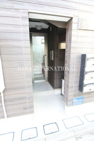 メゾンさくら亀有のエントランス