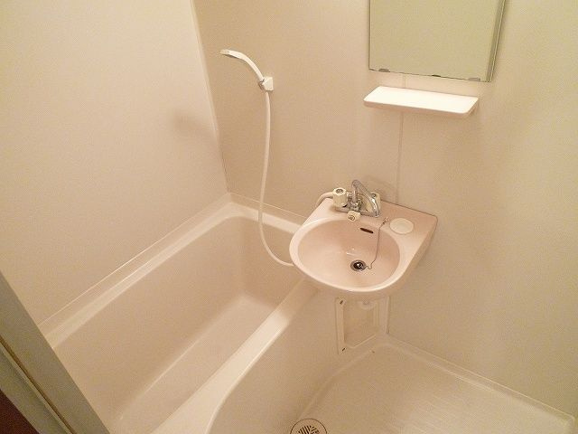 シャルマン新道　　刈谷市近郊の賃貸はクラスホームの浴室