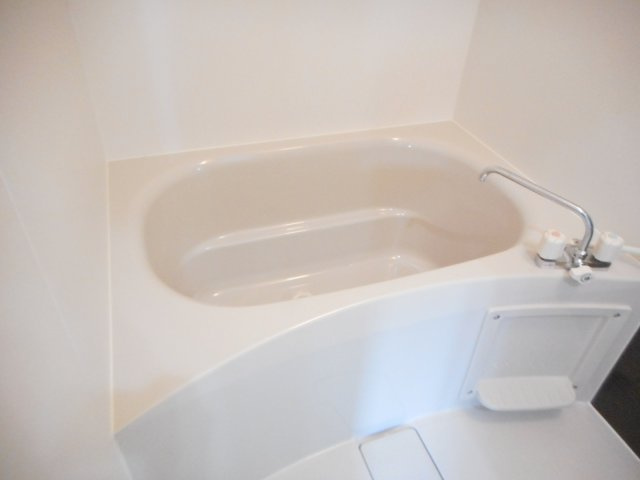 ルピナスの浴室