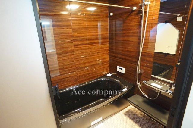 【浴室】 | 八尾市楠根町2丁目 | シックなカラーのユニットバス♪浴室乾燥機完備です☆