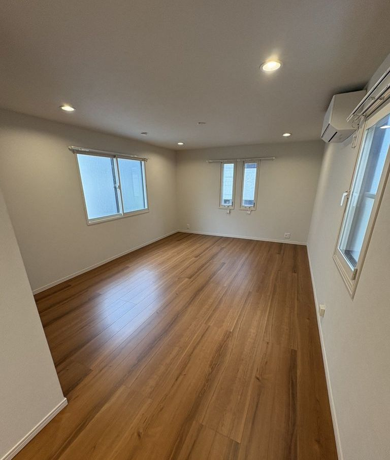 大久保戸建の居間・リビング