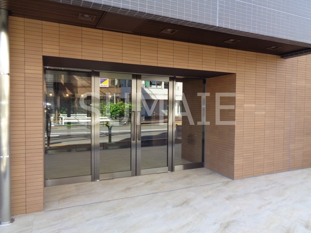 メイクスデザイン東十条のエントランス