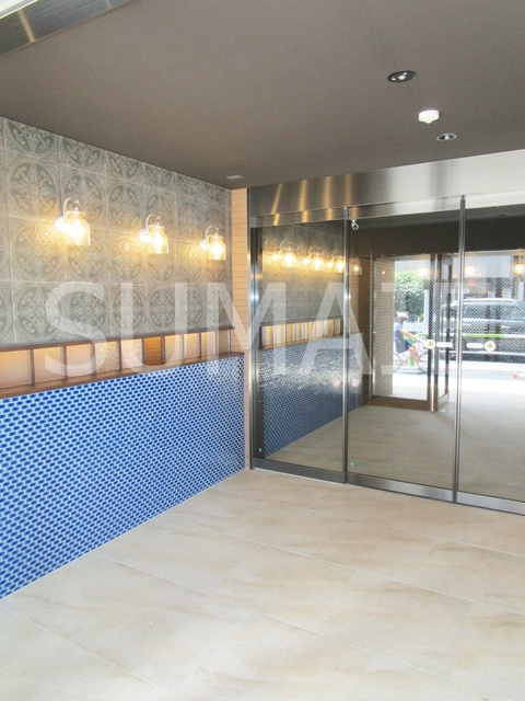 メイクスデザイン東十条のエントランス