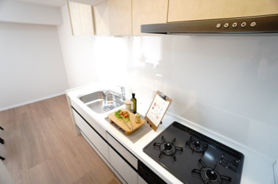 【キッチン】 | 【上質リノベ】ダイヤコーポ東雲 | 室内（2025年12月12日9：00頃）撮影
