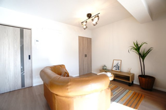 【居間・リビング】 | 【上質リノベ】ダイヤコーポ東雲 | 室内（2025年12月12日9：00頃）撮影
