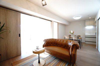 【居間・リビング】 | 【上質リノベ】ダイヤコーポ東雲 | 室内（2025年12月12日9：00頃）撮影
