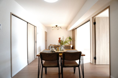 【居間・リビング】 | 【上質リノベ】ダイヤコーポ東雲 | 室内（2025年12月12日9：00頃）撮影
