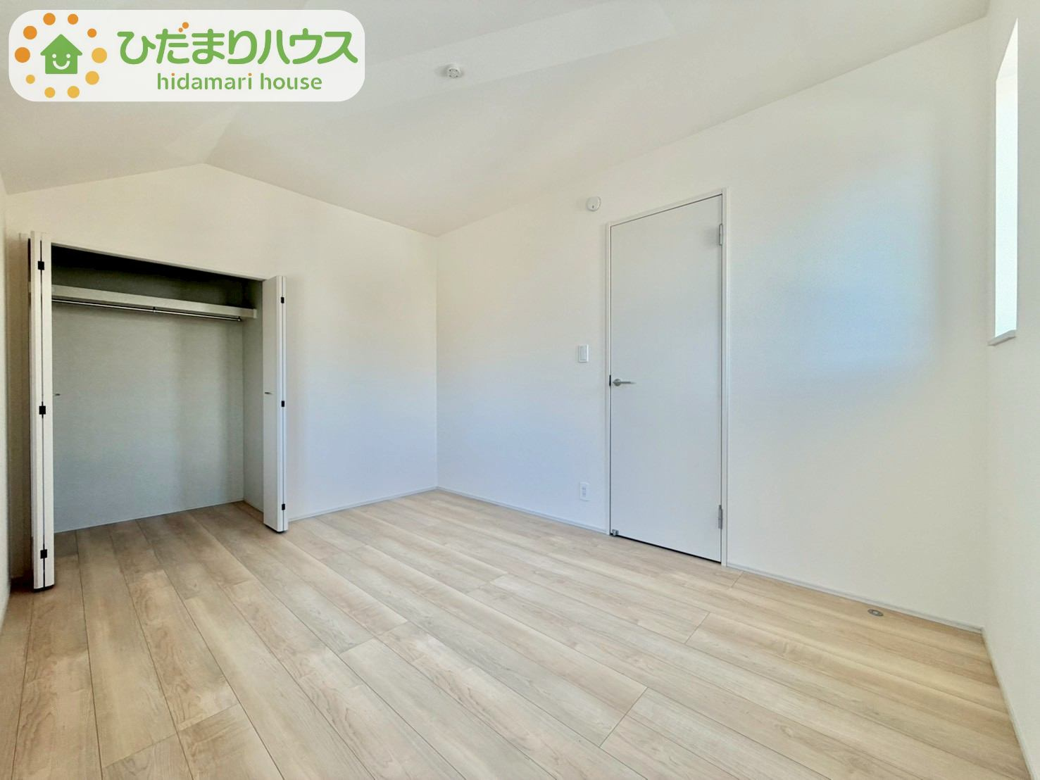 野田市清水619番1　新築戸建　A号棟の洋室|全室にクローゼットが付いていて、お部屋の住空間もスッキリ広々つかえそうです(^^)/							
