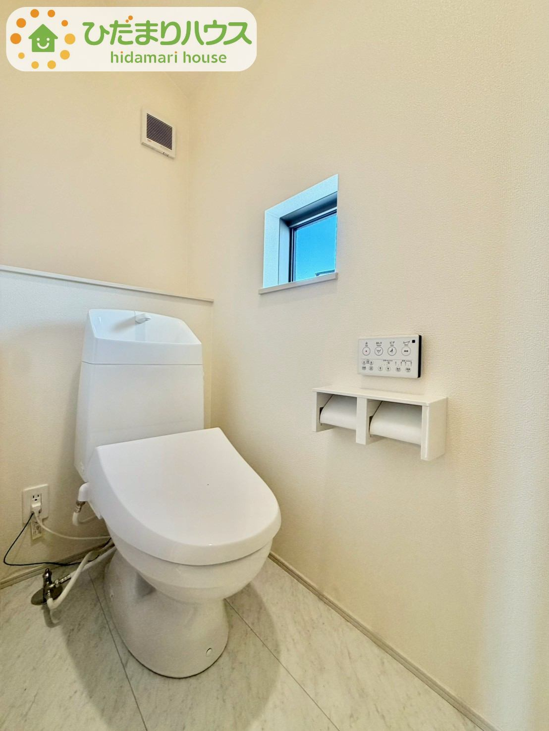 野田市清水619番1　新築戸建　A号棟のトイレ|トイレは1F、2F共に完備！取り合いになることがありませんね(^^)/							

