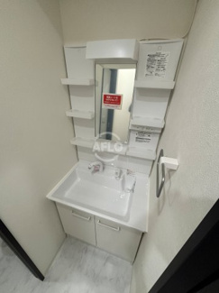 【洗面所】 | オキツモビル大手前 | オキツモビル大手前　洗面化粧台