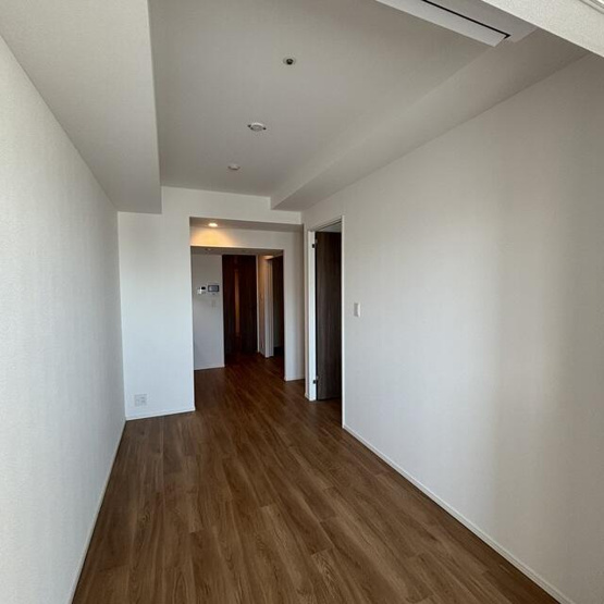 【居間・リビング】 | ※写真は同タイプ住戸です。 